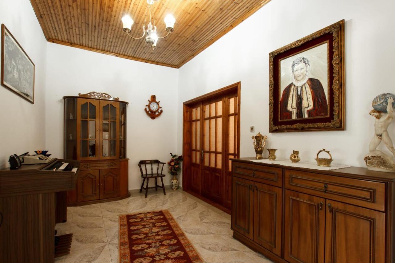 Emblematic House Apartment 2 Gjirokaster Exterior photo