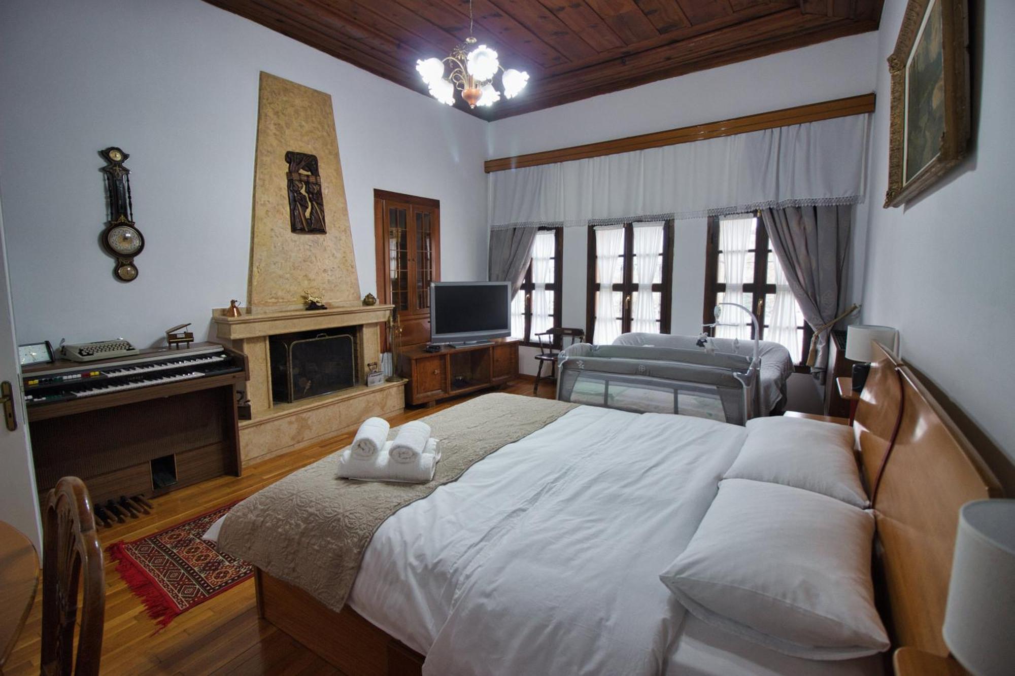 Emblematic House Apartment 2 Gjirokaster Exterior photo