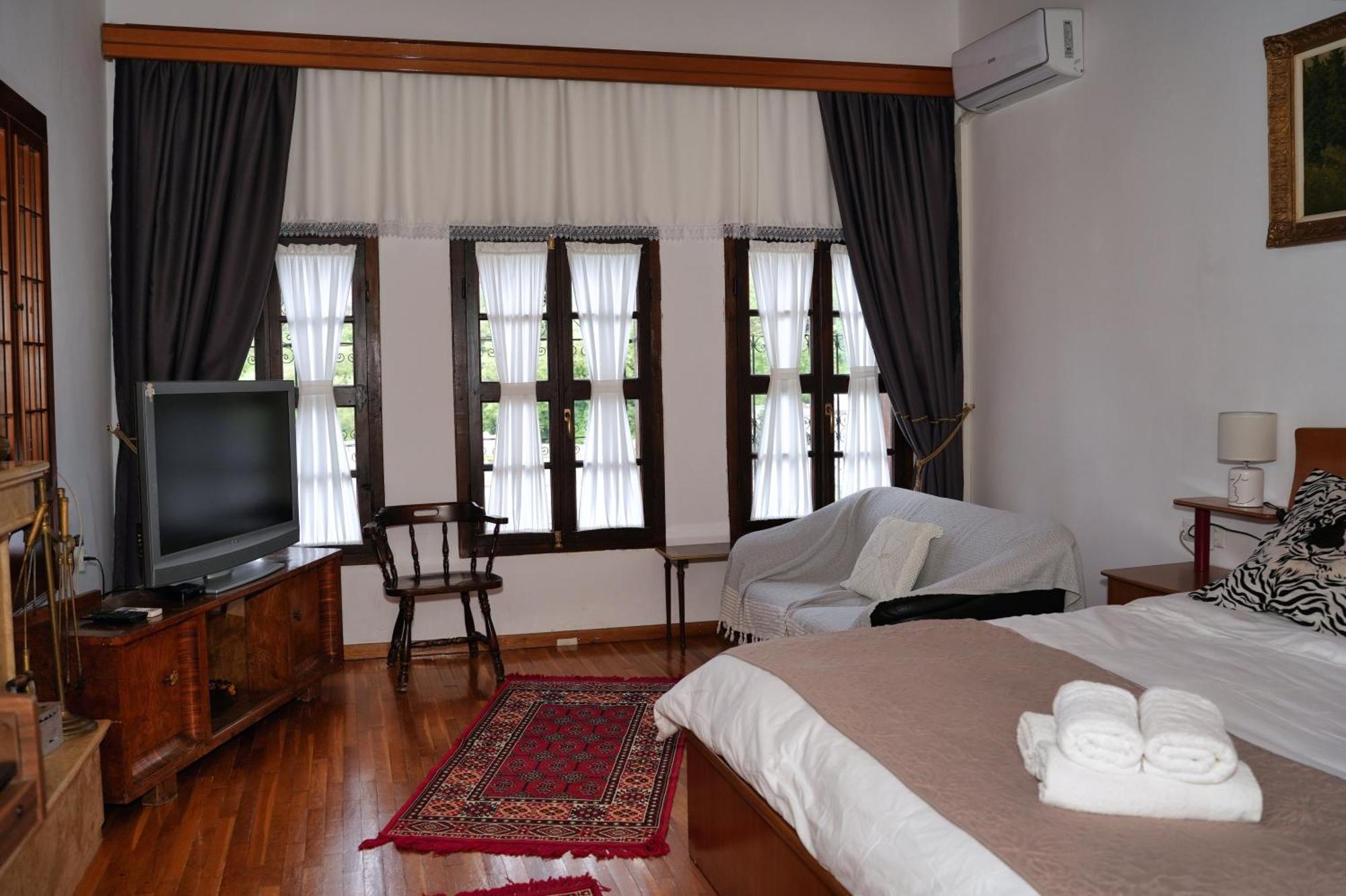 Emblematic House Apartment 2 Gjirokaster Exterior photo